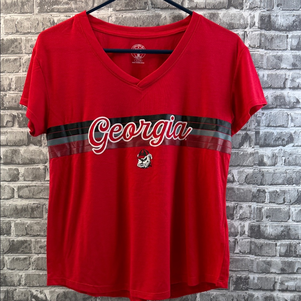 Red Georgia Bulldogs V-Neck T-Shirt‎